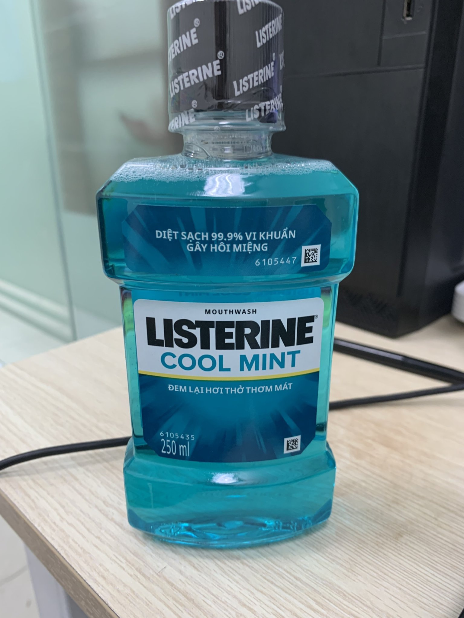 nước súc miệng LISTERINE