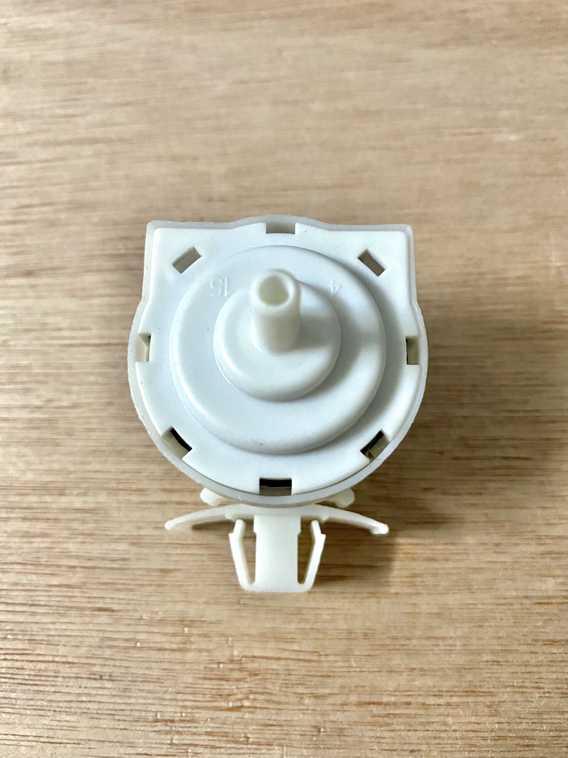 Phao áp lực nước máy giặt Electrolux