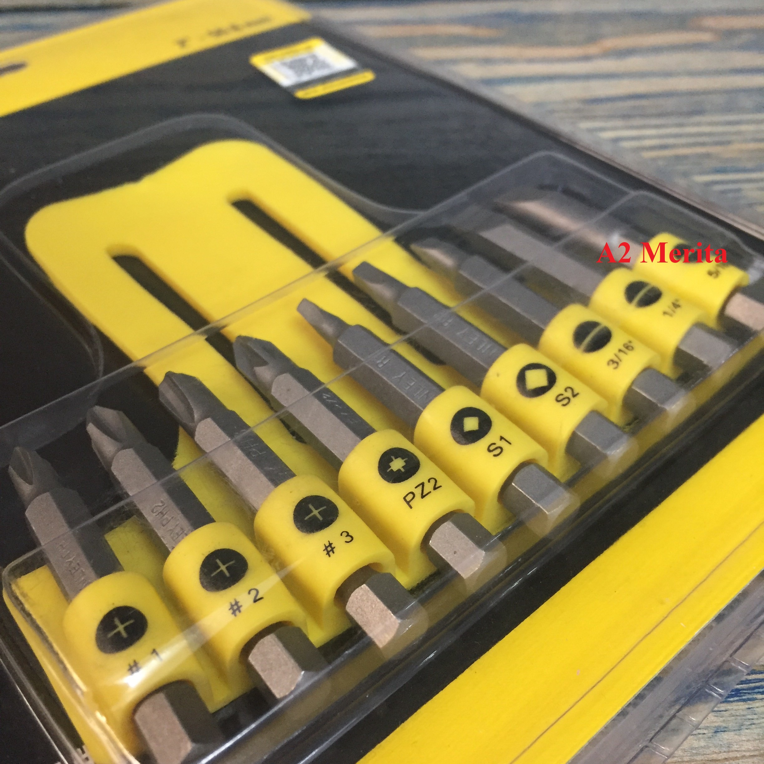 Bộ đầu vít 9 chi tiết STANLEY 68-070-23