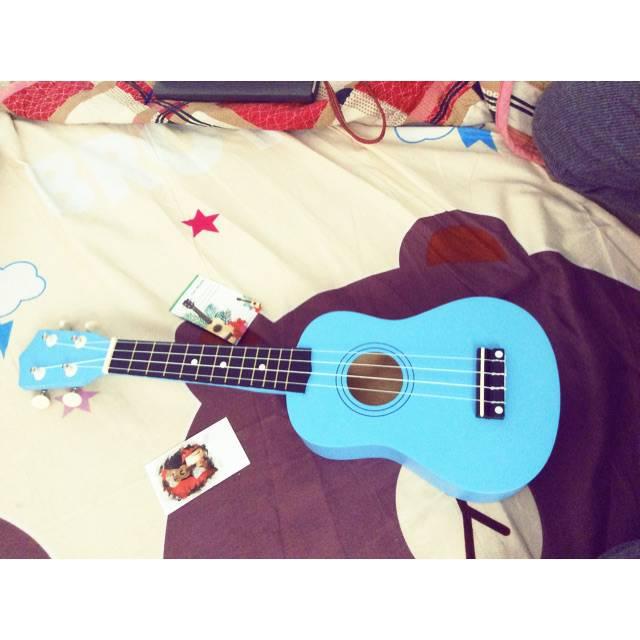 Sách giáo trình Ukulele - HÀNG CÓ SẴN.