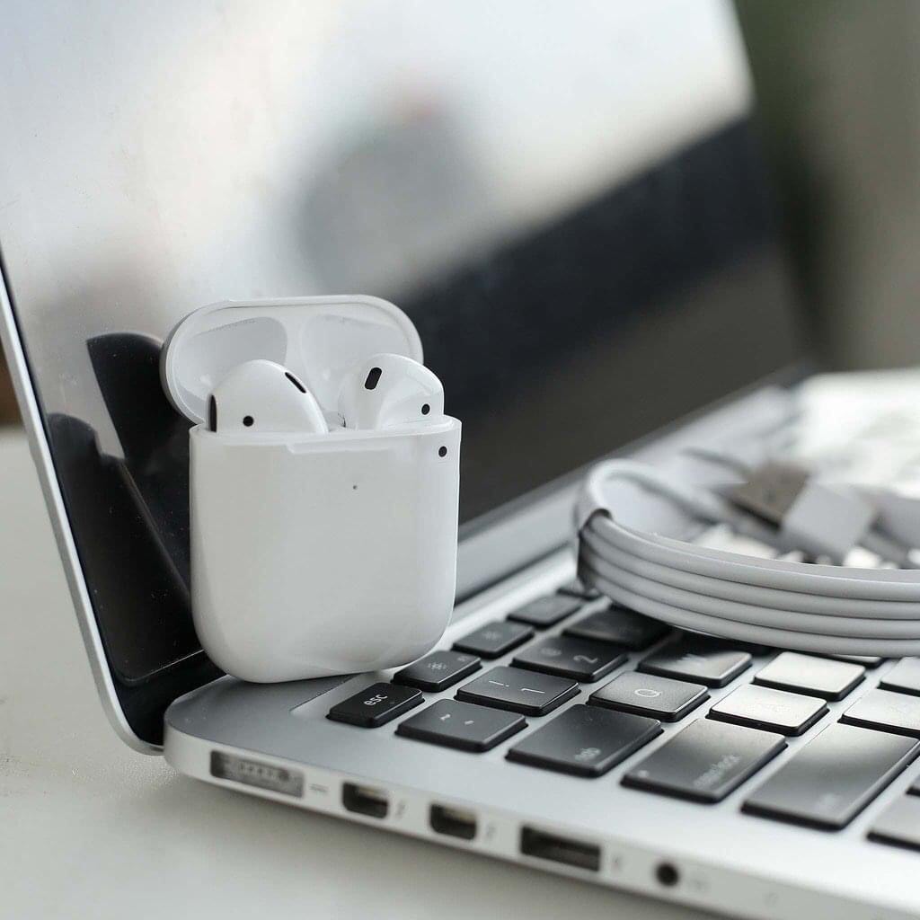 Tai Nghe Bluetooth APOD 2 TWS Tai nghe Cho Mọi Máy True Wireless Không Dây Nhét Tai Thiết Kế Thời Trang Năng Động - Sử Dụng Cảm Ứng Đổi Tên Định Vị Chuyển Bài Siri