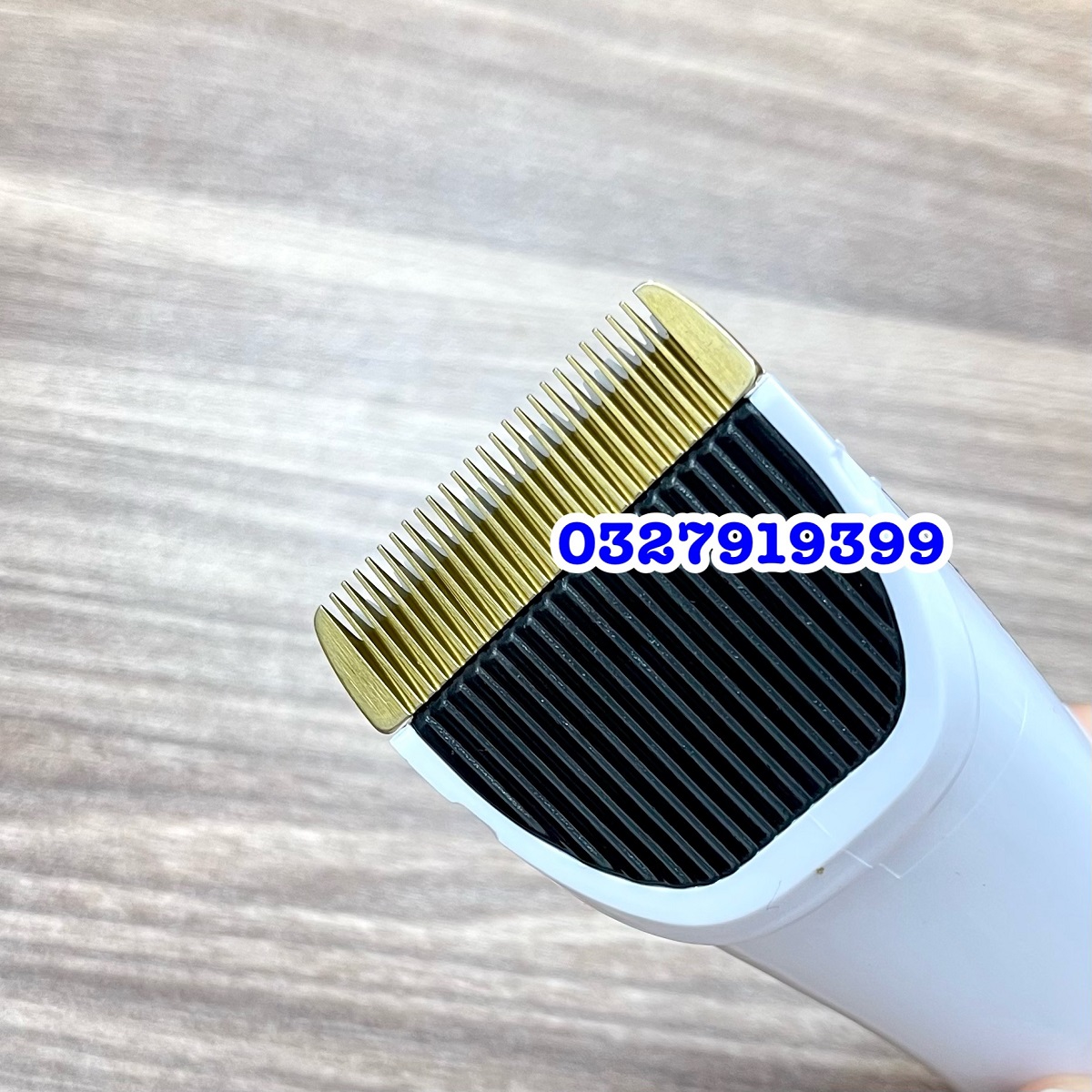 Pulis Hair Trimmer Rfcd-7800 Professional Titanium Ceramic Lcd Screen 2 Batteries 1400Mah for Women Professional Hair Trimmer