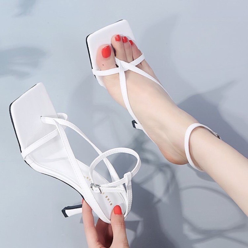 Giày Sandal Nữ B6 Sandal Kẹp Quai Mảnh