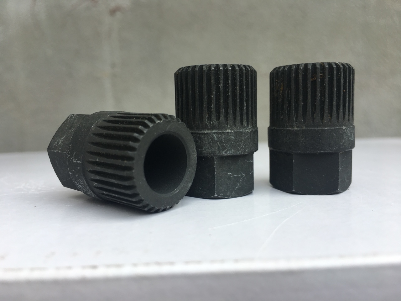 Khẩu tháo puly máy phát