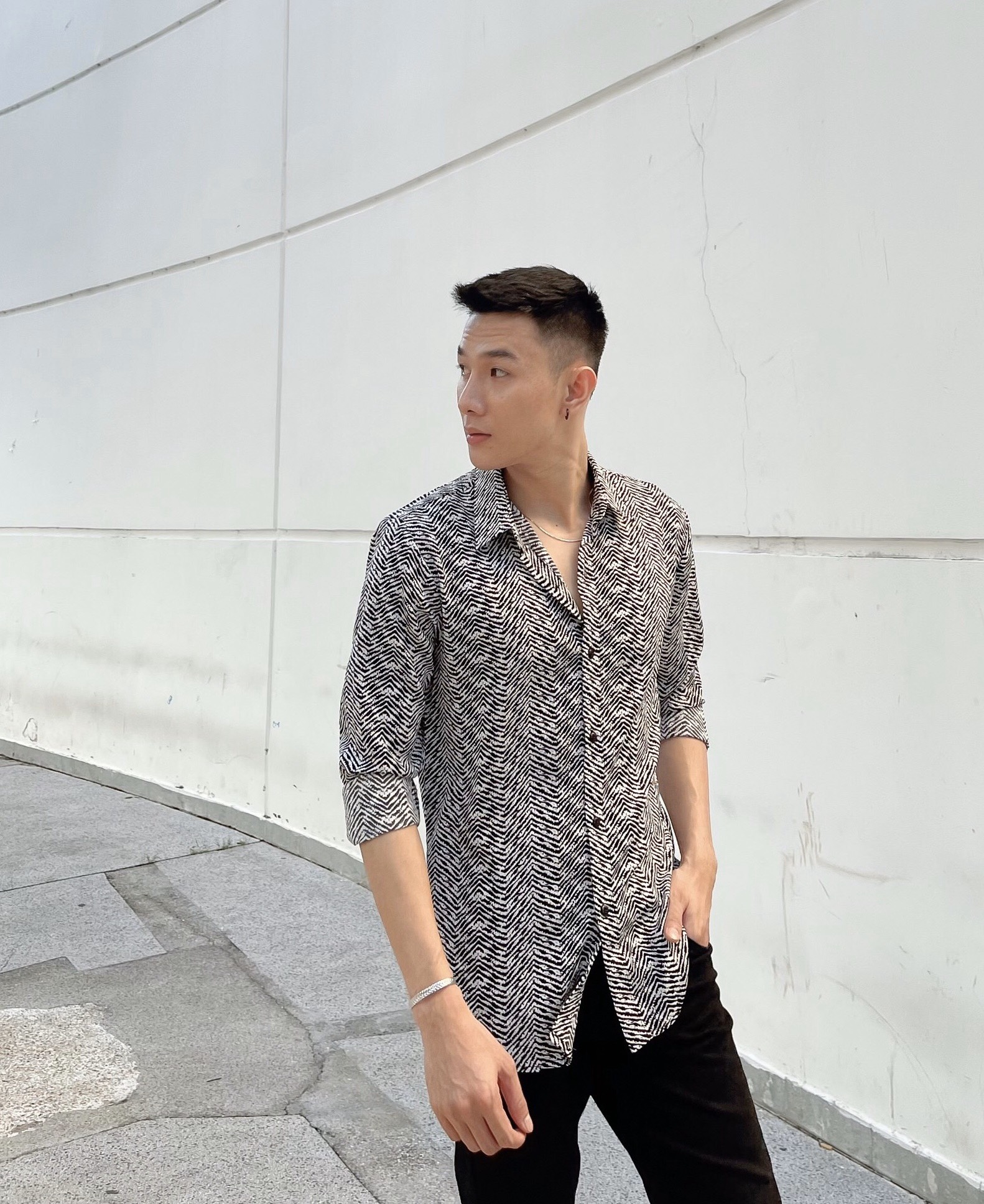 áo sơ mi lụa nam dài tay họa tiết form rộng S5