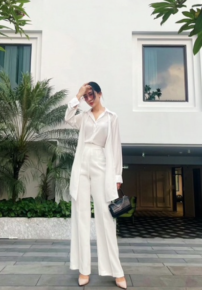 Velle design áo sơ mi joli tơ ý kiểu dáng thanh lịch sang trọng.
