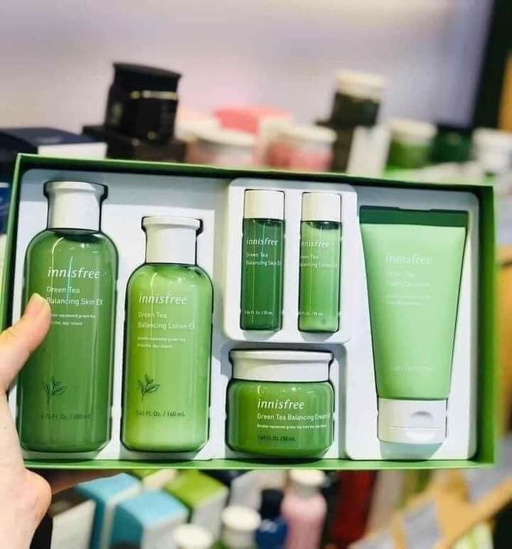 [FreeshipMAX] Sét 6 mon dưỡng da trà xanh innisfree