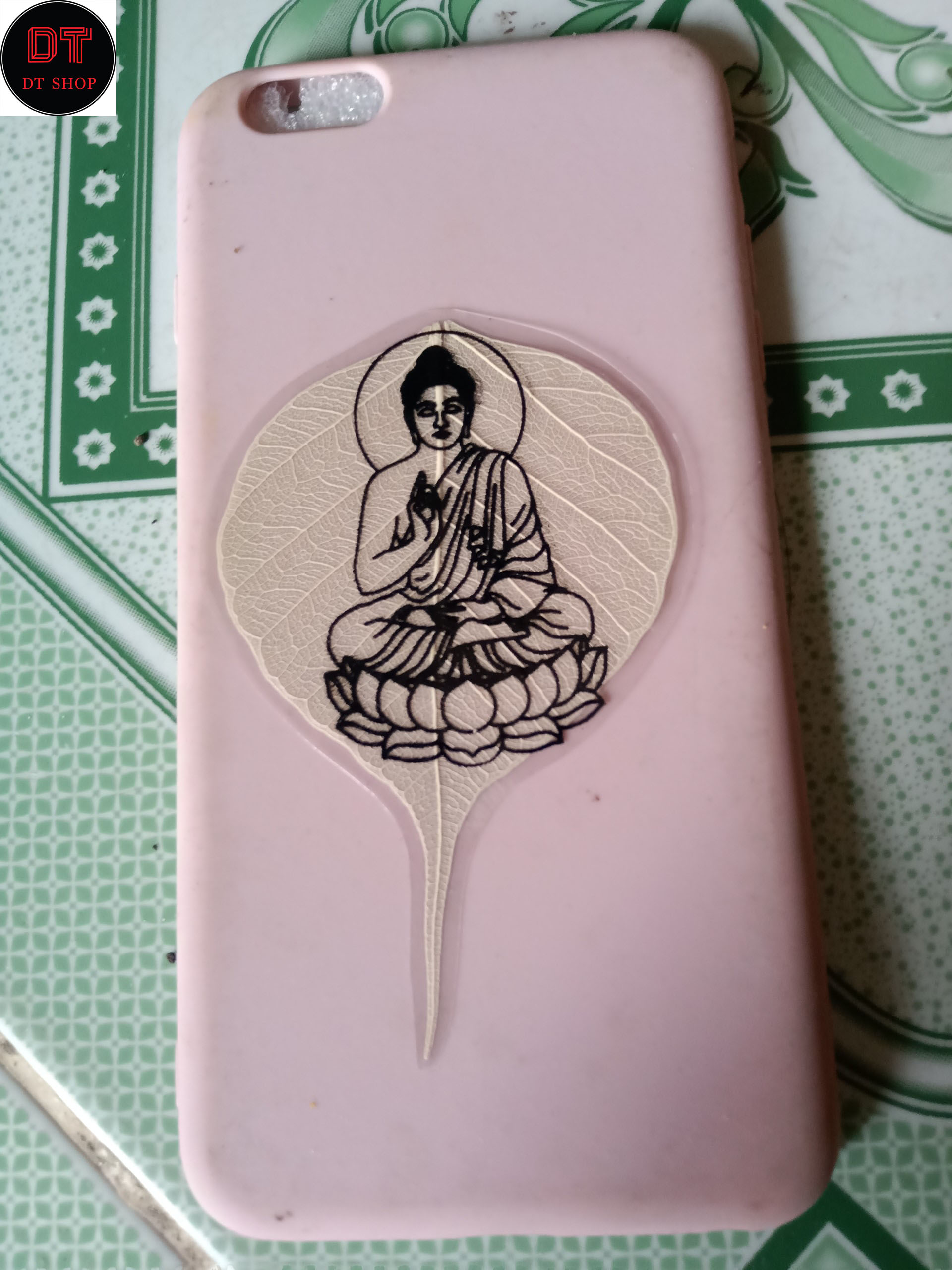 Lá bồ đề in hình cầu may mắn