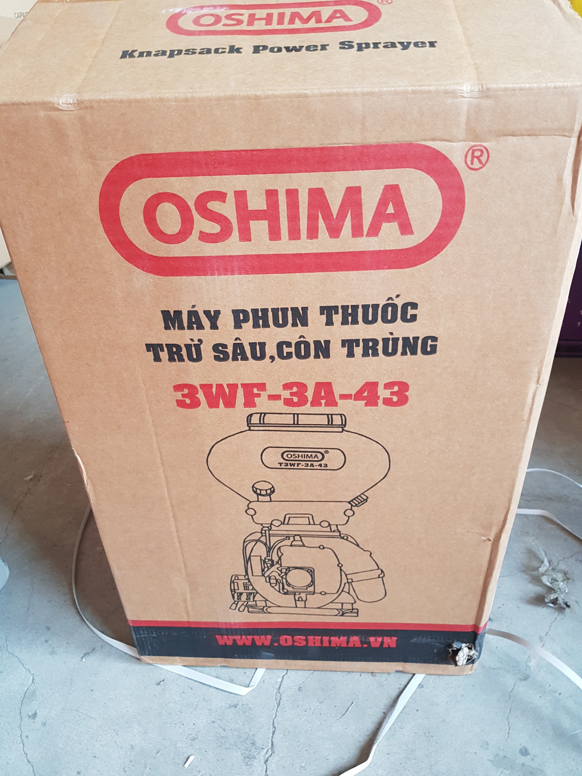 Bình Phun Xịt Xạ Phân 26L Oshima 3WF-3A-43