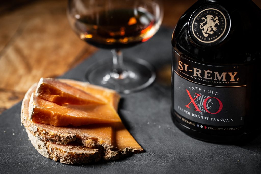 [Trên 18 tuổi] [Chính hãng] Rượu Brandy ST-Rémy XO 40% 700ml