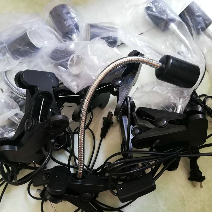 [HCM]Kẹp đèn xoay 360 độ