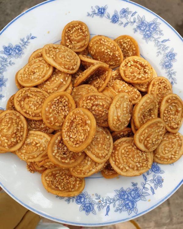 Bánh tai heo rắc mè 1kg