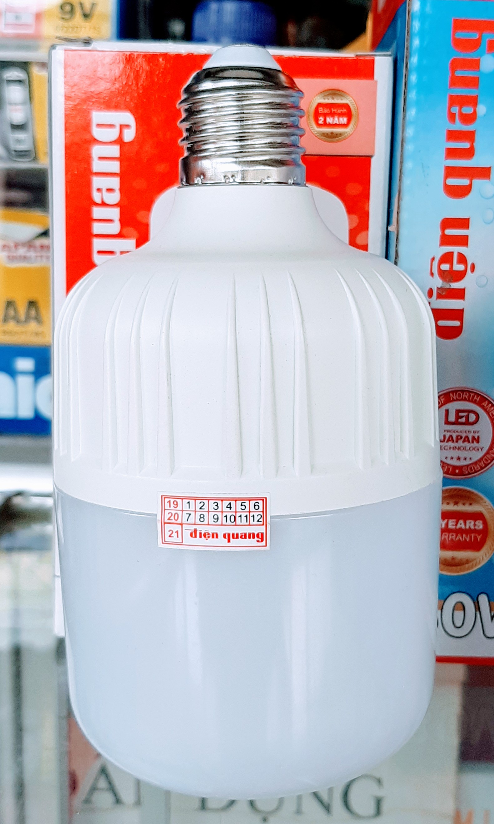 [HCM]Bóng Đèn Led Trụ Buld Điện Quang 20W 30W 40W 50W Chống Ẩm