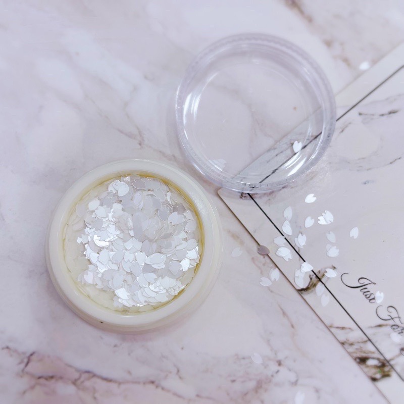 Cánh hoa nail ẩn trang trí móng - Phụ kiện trang trí nail cánh hoa anh đào trắng