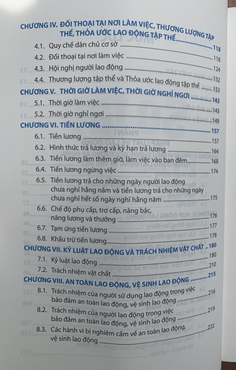 Sổ tay pháp luật lao động (tái bản 2021)