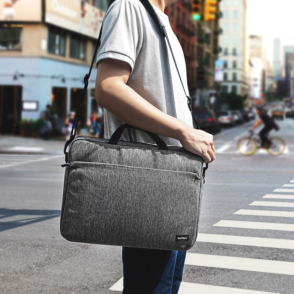 Túi đeo chéo Nam/TOMTOC (USA) SHOULDER BAG (A51) đựng laptop 13.3
