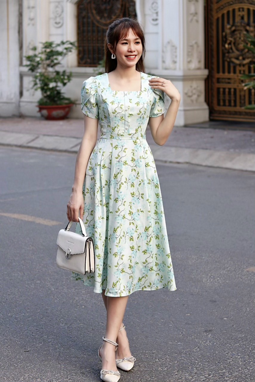 Đầm hoa xòe cổ vuông cao cấp có túi