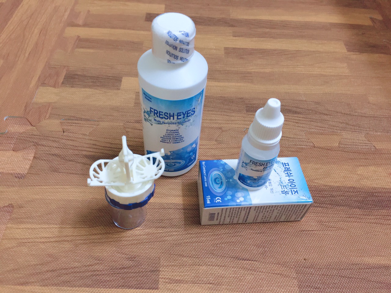 Combo nước ngâm lens - nhỏ mắt -cốc rửa lens