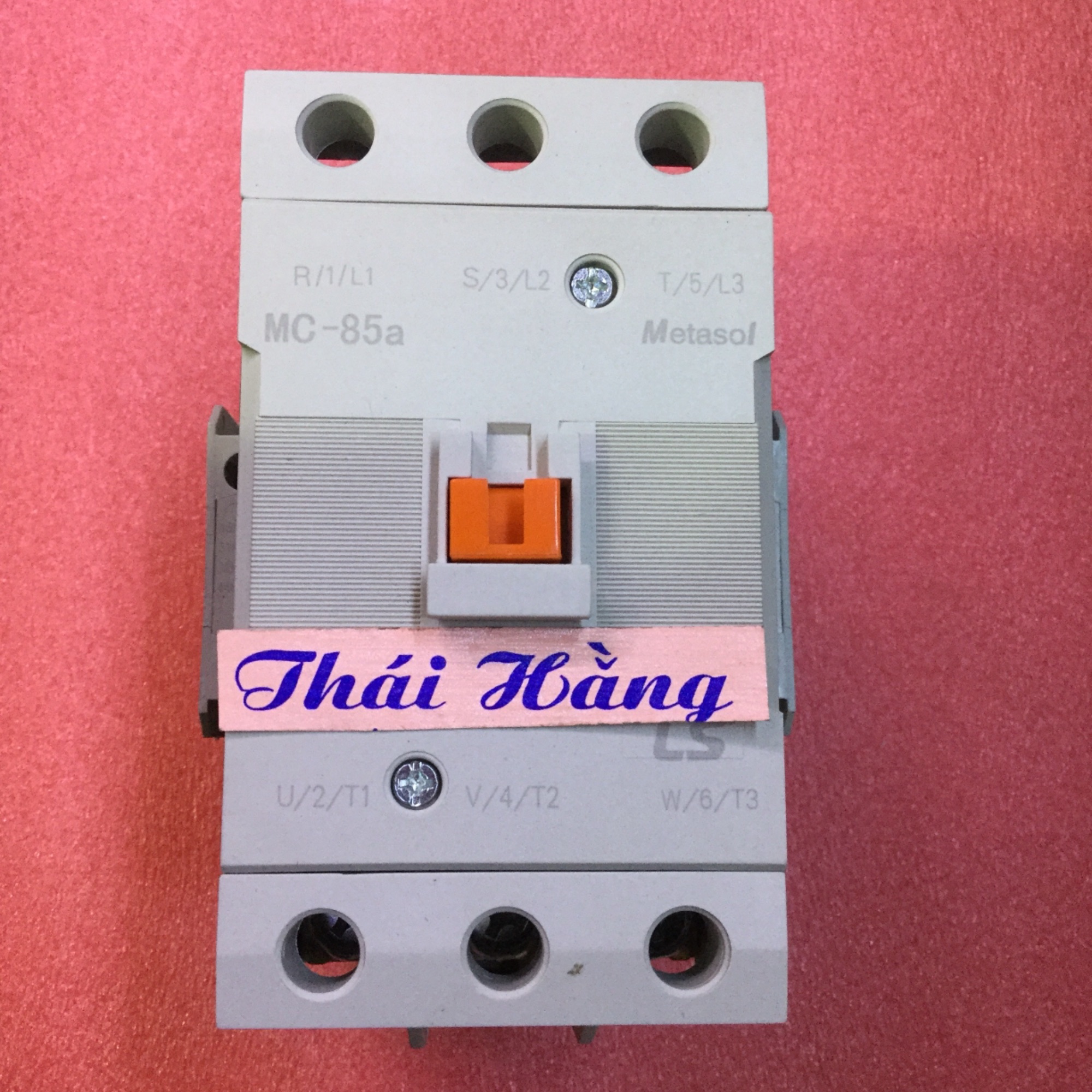 Khởi động từ 3 pha MC 85 A/220 v /LS
