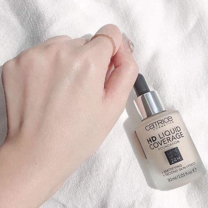 Kem nền CATRICE HD Liquid Coverage 24h