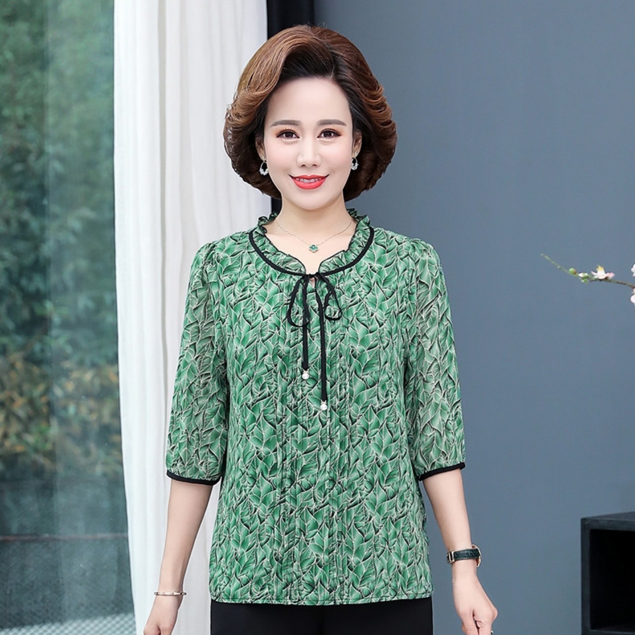 ÁO SƠ MI NỮ TRUNG NIÊN - ÁO VOAN  THÊU HOA TRUNG NIÊN