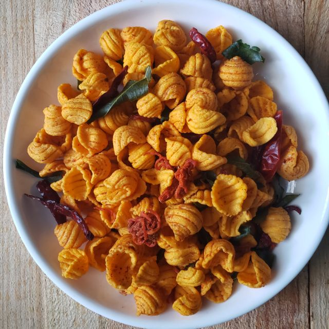 Bánh Sò Bò Lá Chanh.