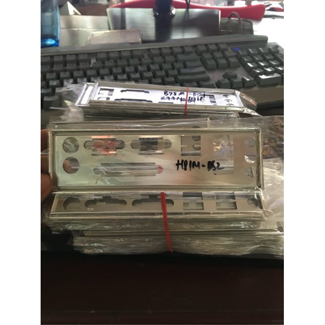 Chặn( Fe) Main Giga H81 đời 1.0,2.0,3.0