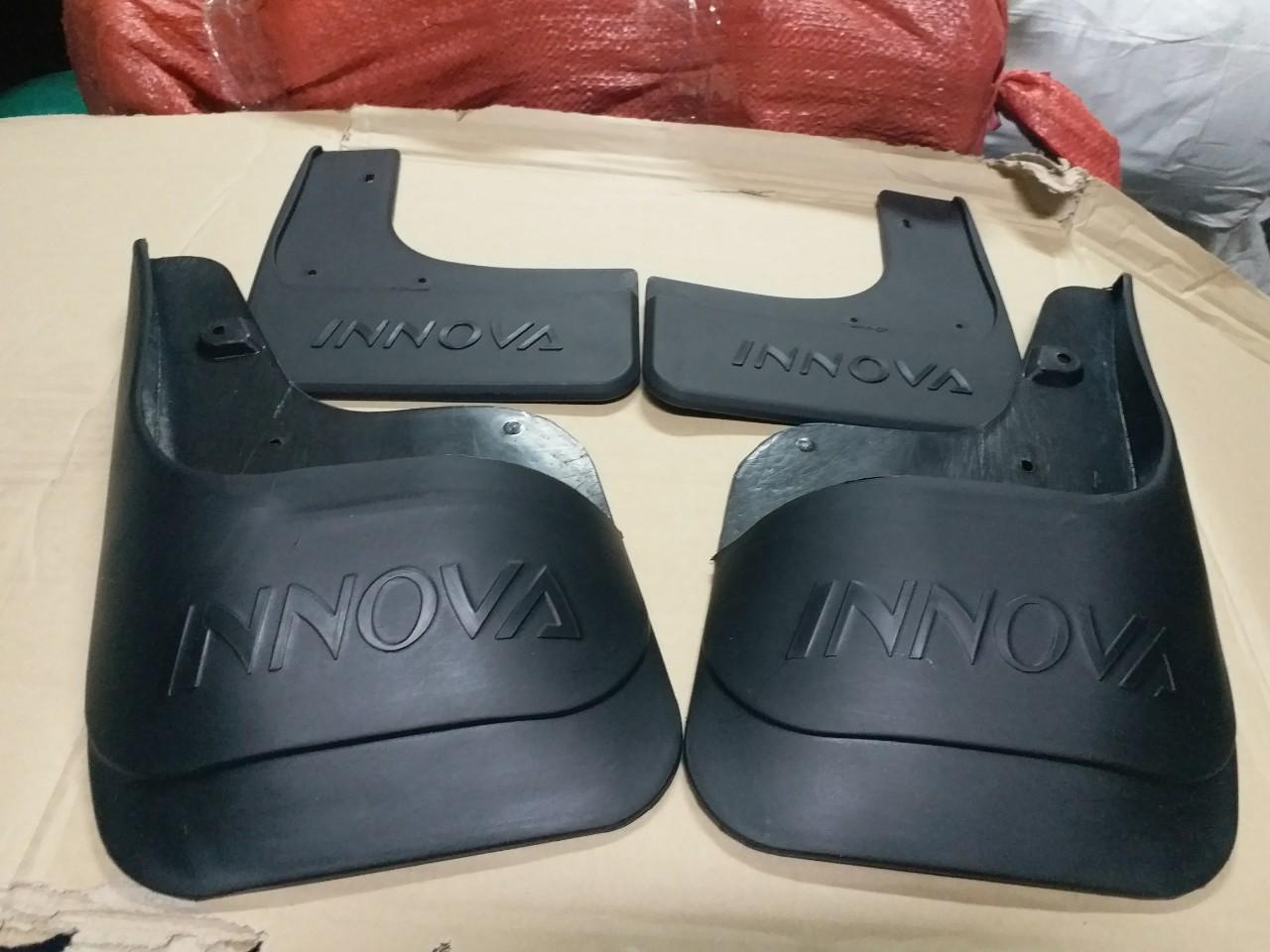 Chắn bùn innova 2018