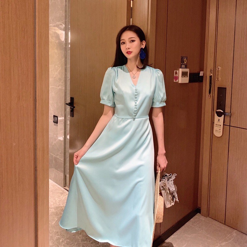 Đầm lụa cổ V phối cúc bọc B-A-M STORE (hàng may đẹp)