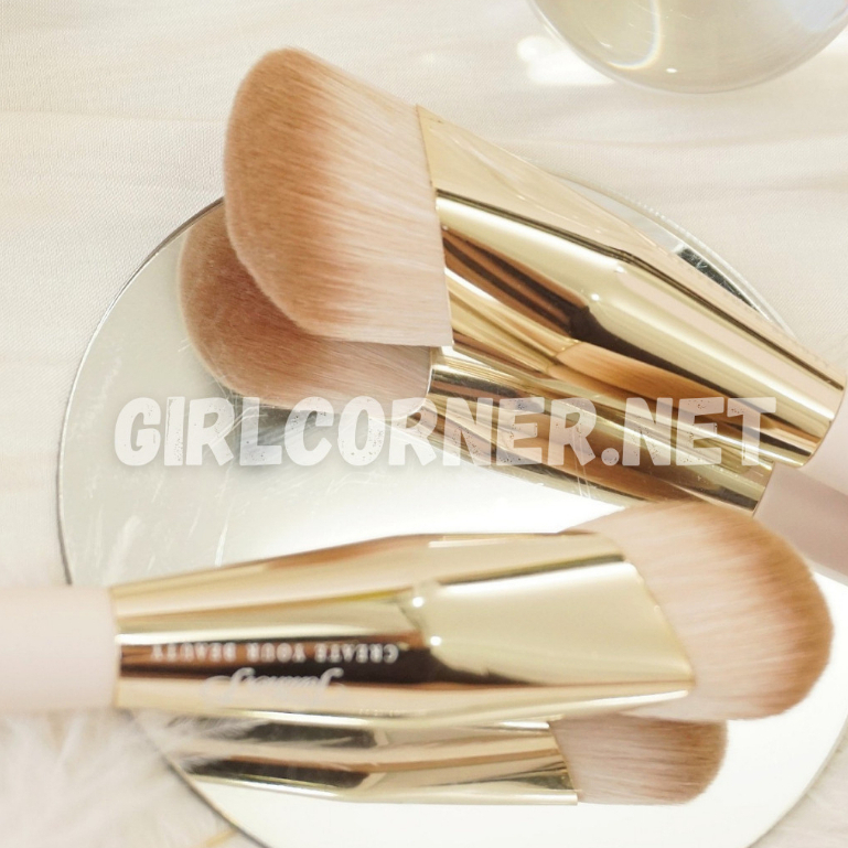 Feather B Foudation Brush - Cọ nền đầu vát Feather B