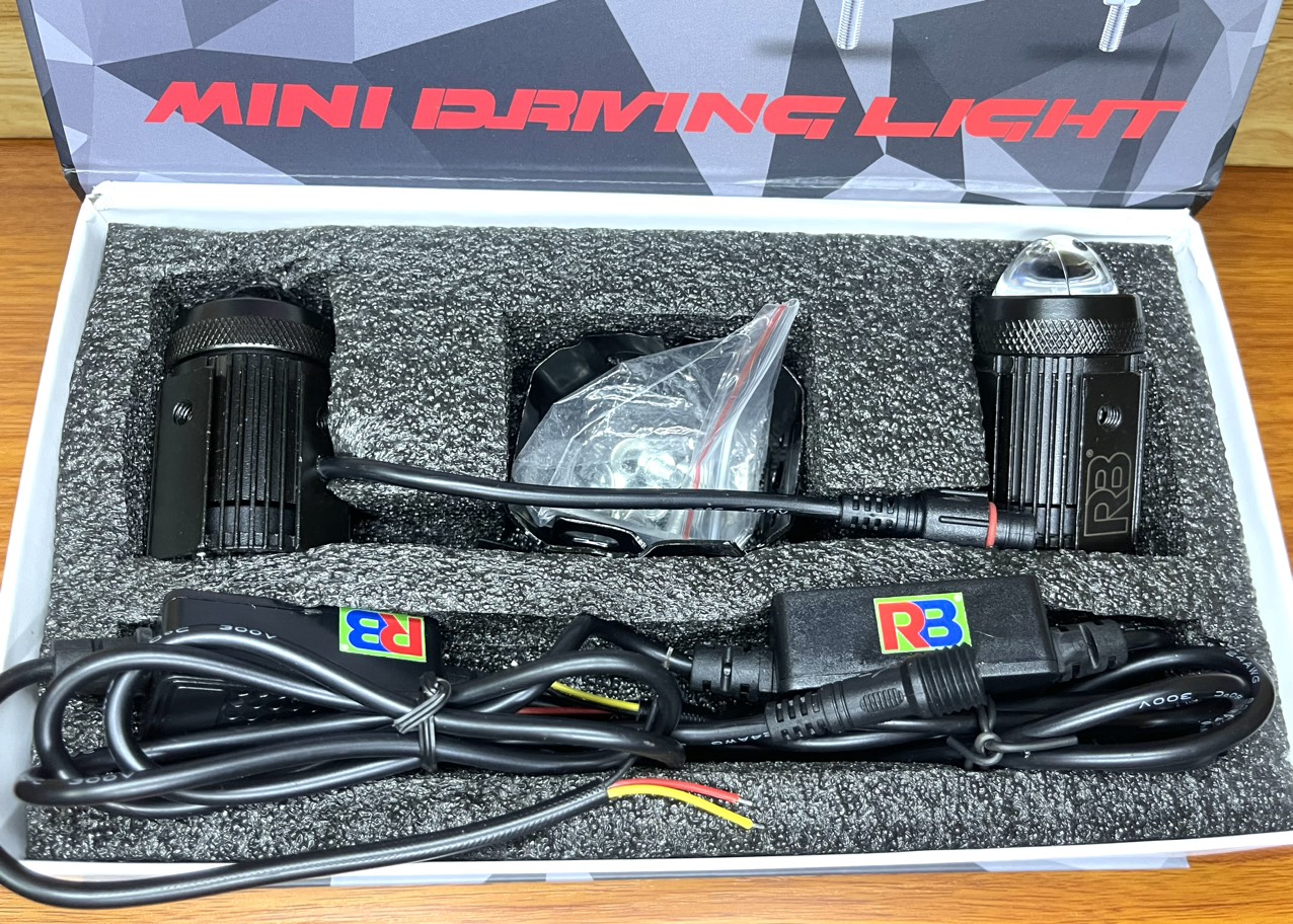 Siêu sale- đèn trợ sáng mini 2 màu cos vàng pha trắng gom ánh sáng-20w/chính hãng rb phân phối