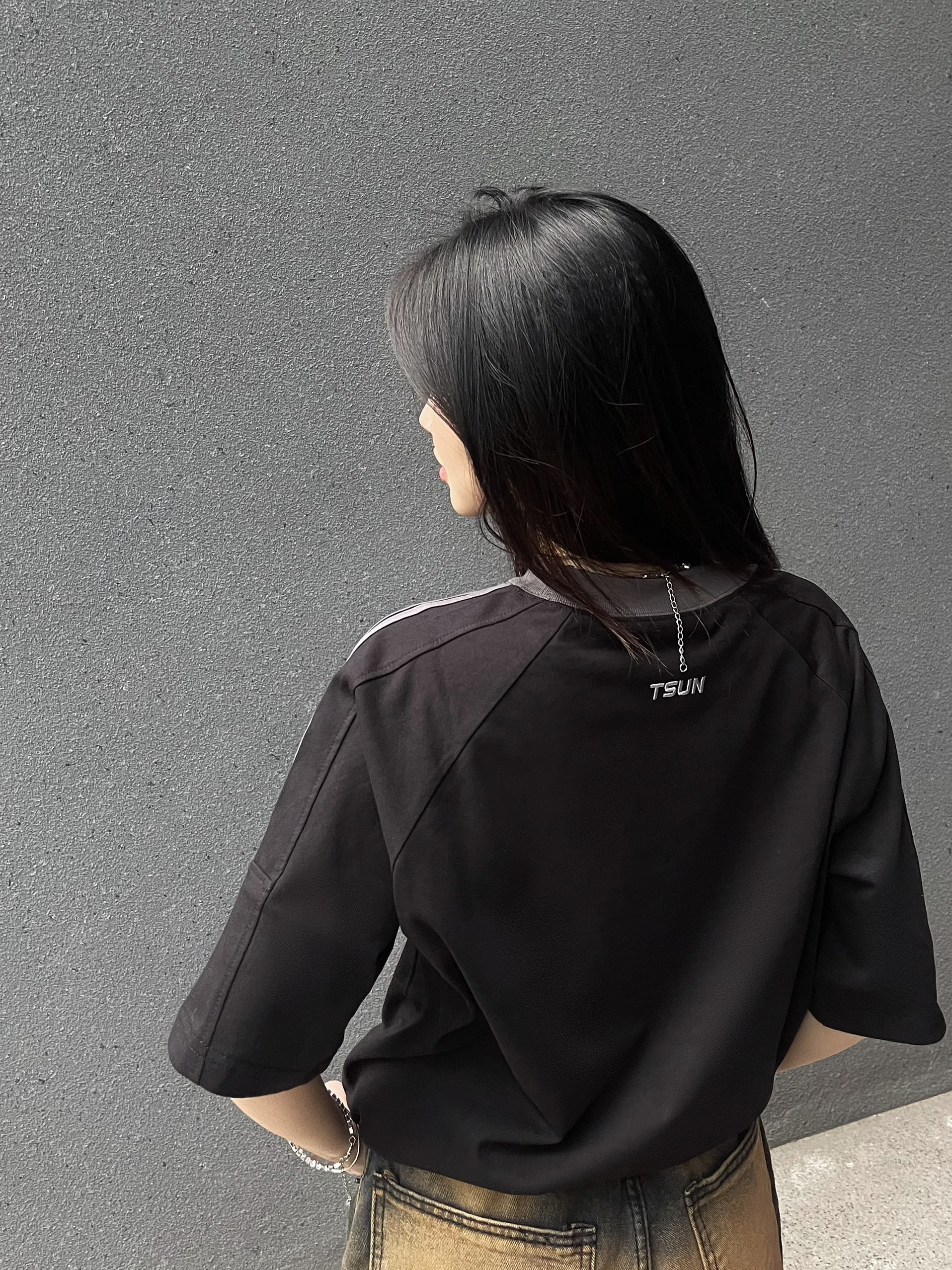 Áo Thun TSUN DualLine Tee - Đen - [UNISEX] - Thêu Logo