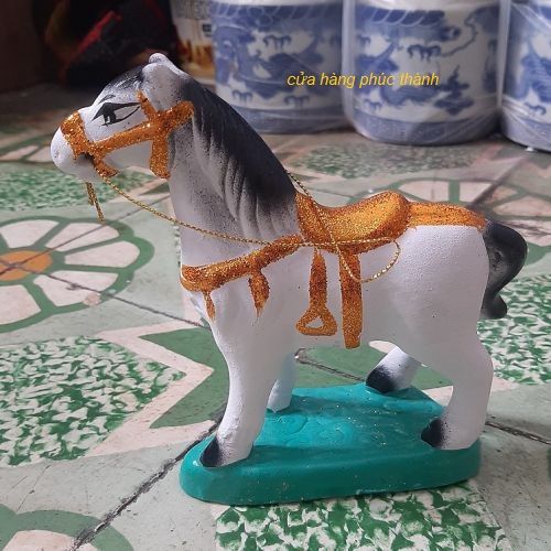 Ngựa đất trắng