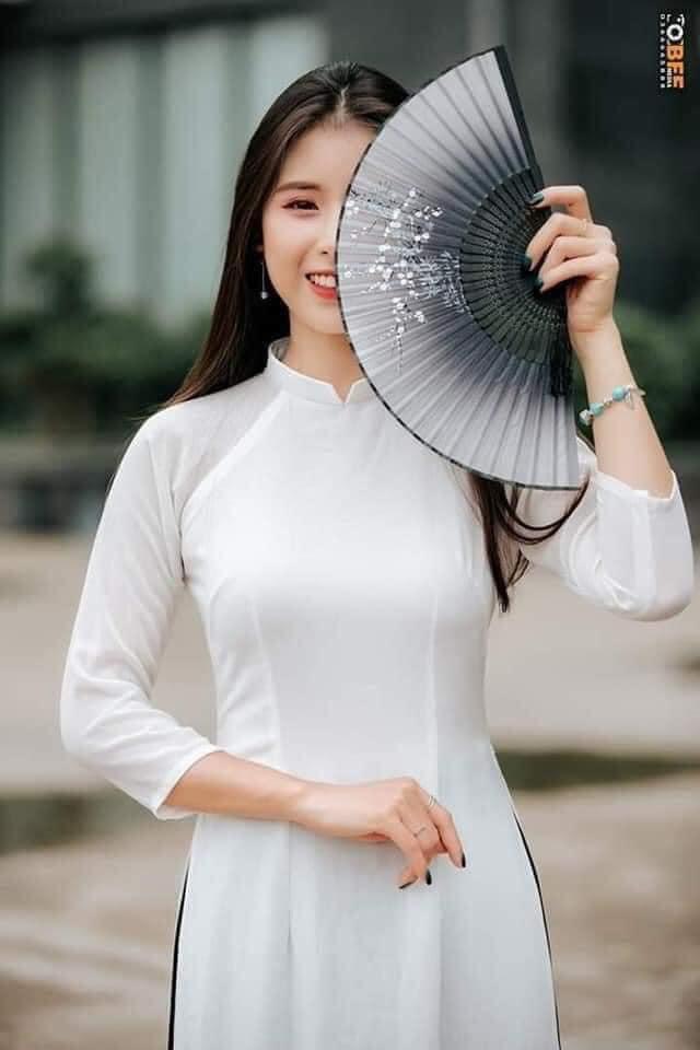 ÁO DÀI HỌC SINH THƯỚT THA MỀM MẠI