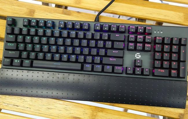 Phím cơ Geezer Gs3 led RGB