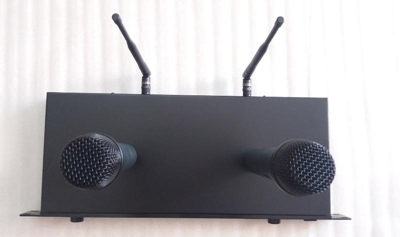 Micro Không Dây Shure ULX 960 - Hàng nhập khẩu