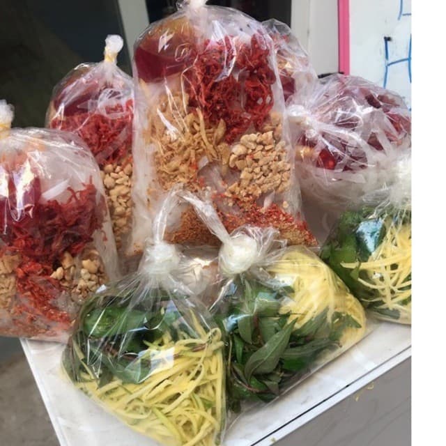 1 bịch bánh tráng trộn