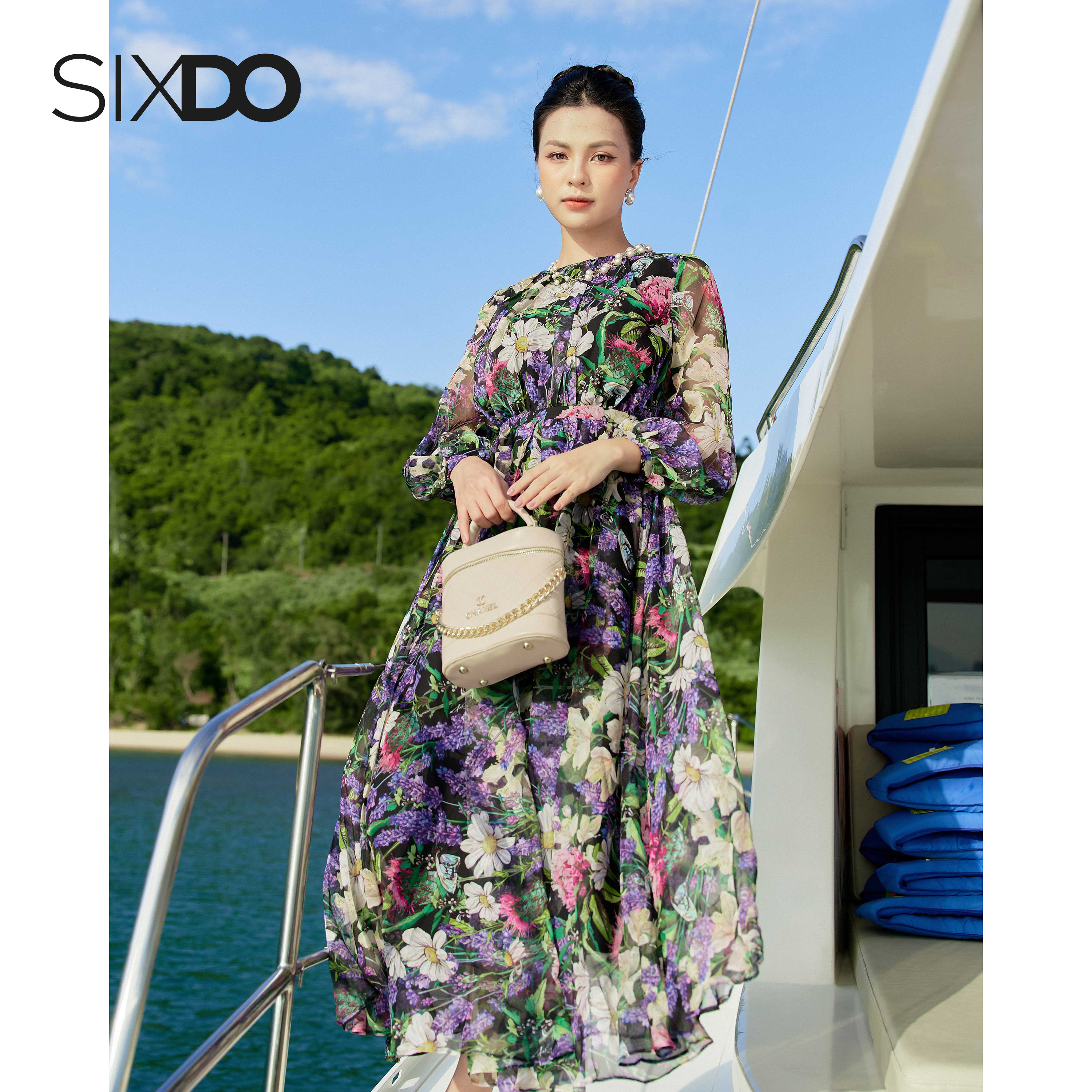 Đầm maxi voan hoa cổ tròn SIXDO (Black Floral Bishop Sleeves Maxi Voile Dress)