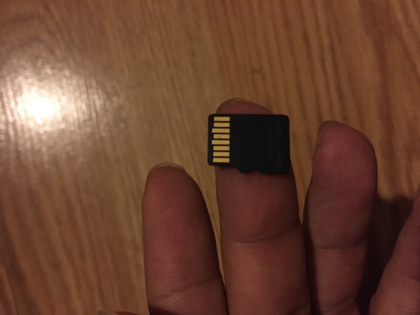 Thẻ nhớ 32gb - có đầu đọc thẻ nhớ