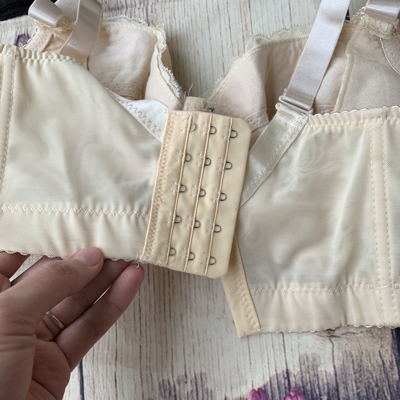 Bra corset che mỡ lưng không gọng mút mỏng, bản lưng to (Mã SP 1886)