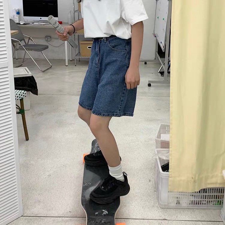 Quần short jean nữ ngố ống rộng
