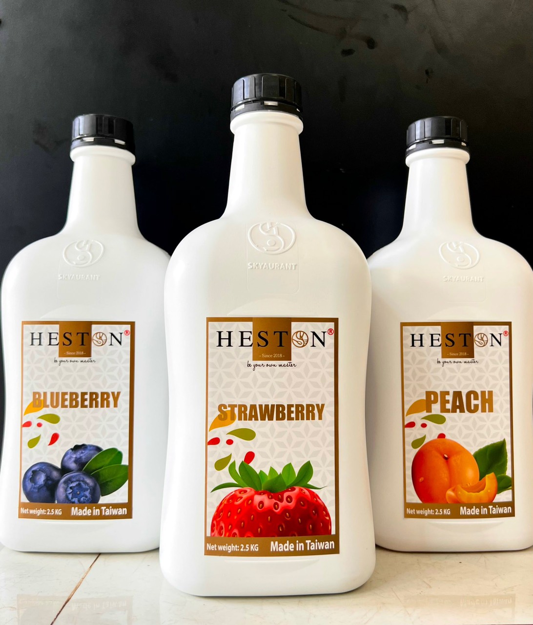 Syrup dâu hiệu Heston chai 1.2kg