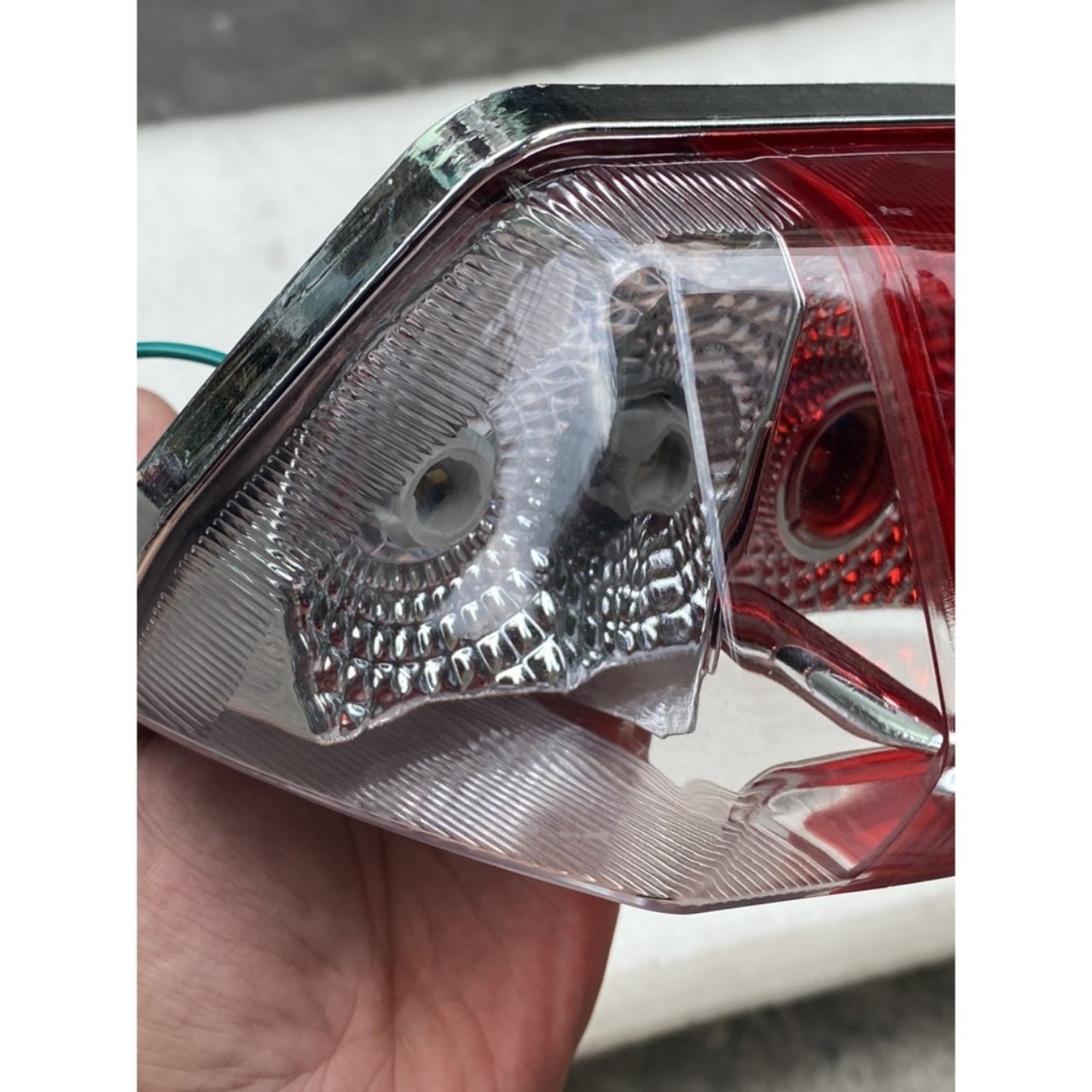 ĐÈN HẬU XE MAX III