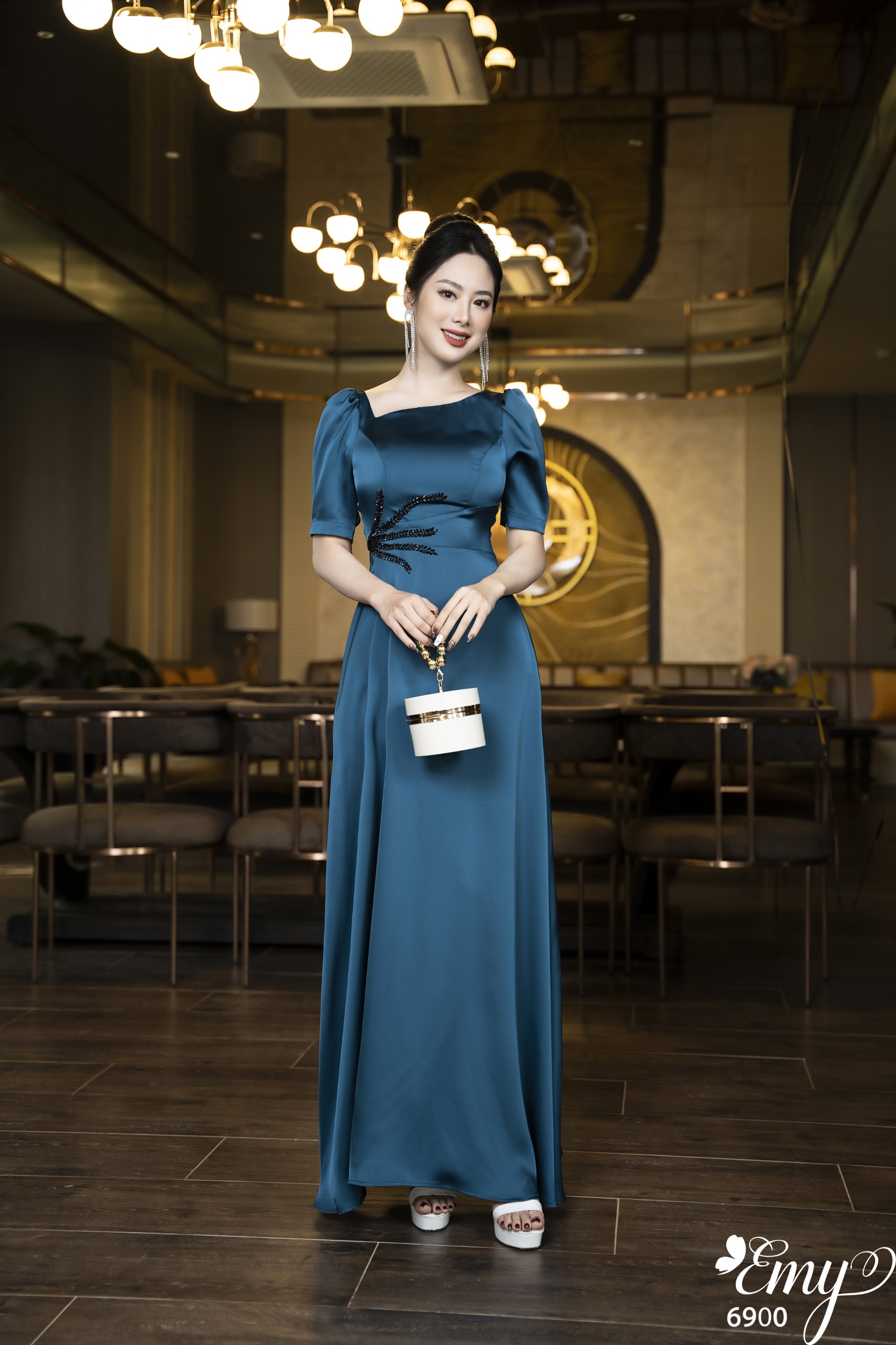 Đầm EMY EM6900 Dạ Hội Xanh Cổ Lệch