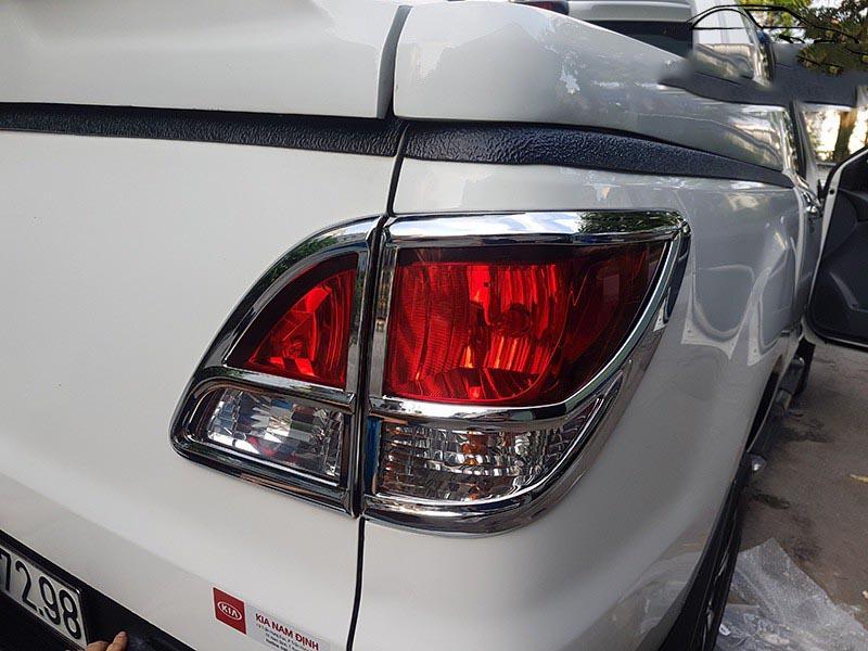Ốp viền đèn pha + hậu MAZDA BT50 mạ crom