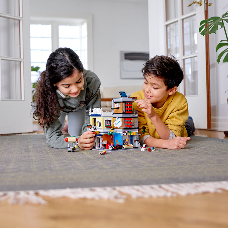 Lego Creator -  Cửa hàng Café thú cưng