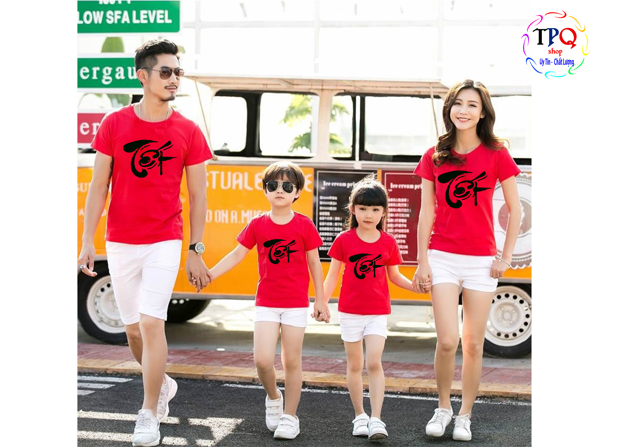 Áo thun tết cho cặp đôi gia đình
