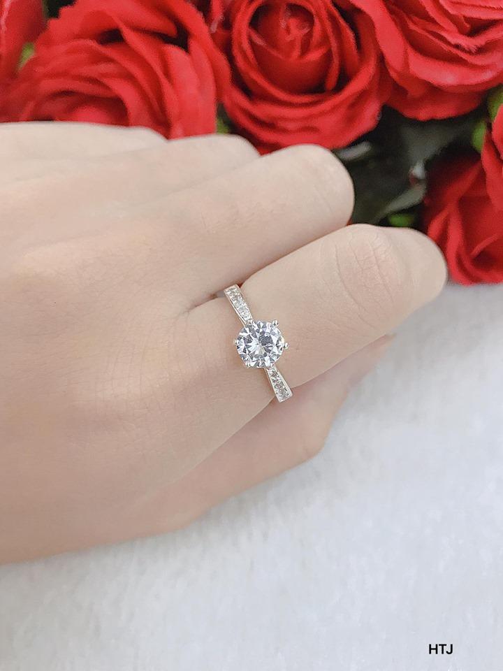 Nhẫn bạc ta đính đá mặt đá nhỏ MS45