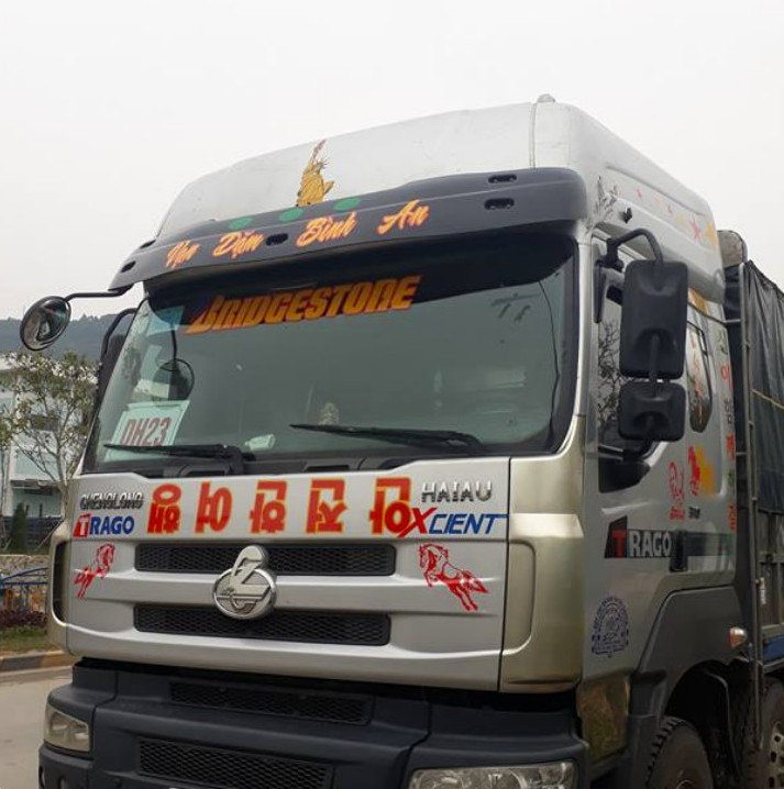 Tem dán phản quang chữ vạn dặm bình an