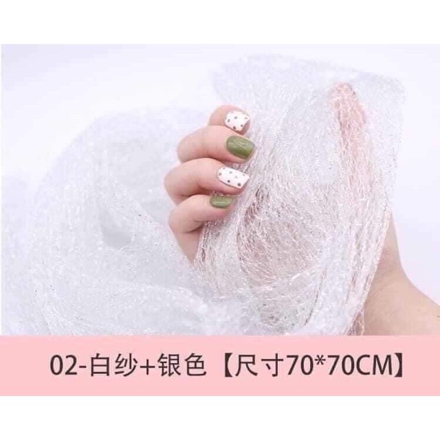 Khăn ren màu bạc chụp ảnh Nail